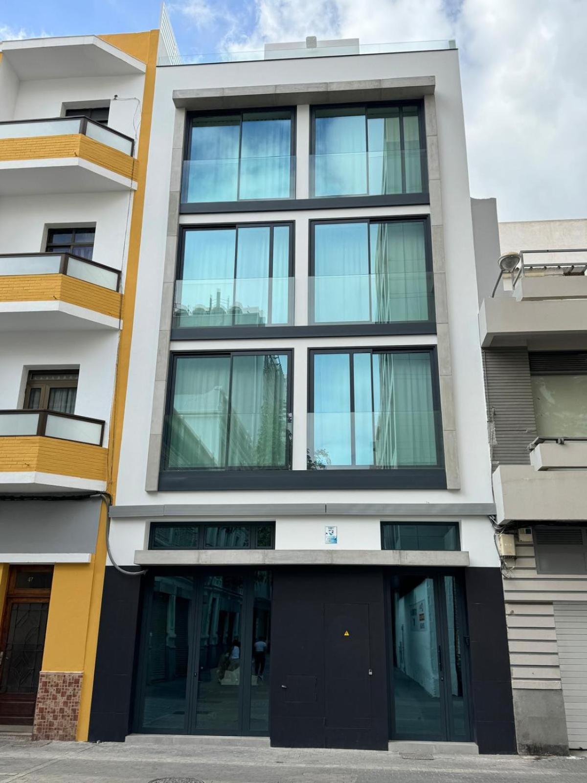 Moderno Costa 49 1-i Appartement
